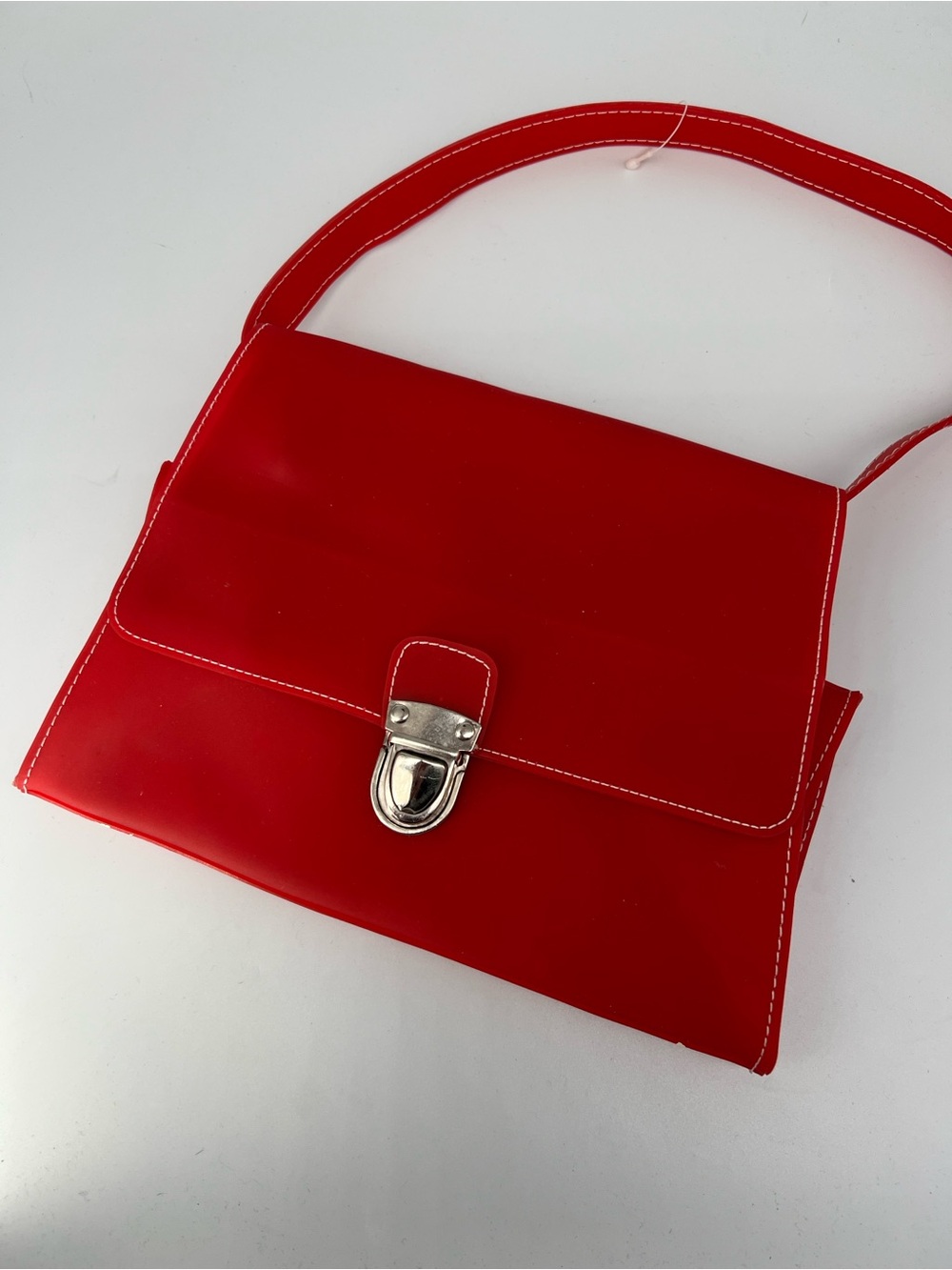 Vibrant red shoulder bag vintage inspired